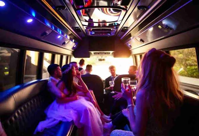 Prom Party Bus Toronto | Best Party Bus Rentals for Prom & Graduation Party