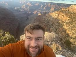 Ryan Kinion's Instagram, Twitter & Facebook