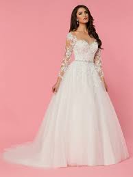 Long sleeve dresses are ideal for cold season weddings because you feel cozier in them plus such a dress is timeless, and you can also go for a church ceremony in a long sleeve dress. Stunning Wedding Dresses With Sleeves Jackets Davinci Bridal Blog