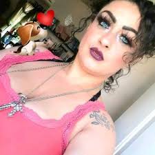 America (@ericalongoria691)