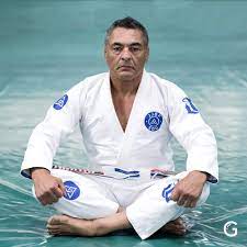 The whole room erupted in applause. How To Bounce Back From The Biggest Beating Life Can Hand You With Rickson Gracie Graciemag