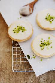 amerikaner rezept chai glasur zucker zimt und liebe rezept rezepte lebensmittel essen pistazien kekse