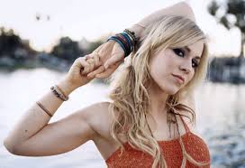 The english singer natasha bedingfield has released four studio albums, twelve singles, eighteen music videos and one music video album. Hear Natasha Bedingfield S Updated Unwritten The 2019 Remix