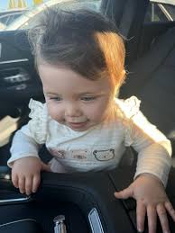 Will bbb do hairstyles other than buns?