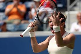 Va fi a treia finală de mare şlem din cariera simonei halep, după cele două pierdute la roland garros, în 2014 şi 2017. Simona Halep Cand MÄ Uit La Meciurile De Acum 2 3 Ani Mi E Rusine Uneori Tenis Tenis Tenis