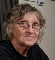 Bonnie Thibeault's Instagram, Twitter & Facebook