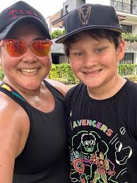 Just something so special about a pork pie and reminding me of the Uk 🇬🇧  yummy in my tummy! First one in about 5 years…….