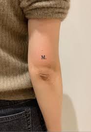 See more ideas about tattoos, tattoo lettering, temporary tattoo. 36 Exquisite And Small Letter Tattoos Of The Best Design Lily Fashion Style Small Letter Tattoo Tattoo Lettering Tattoos