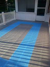 Trafficpro indoor outdoor peel n stick carpet tiles are perfect for use in basements, garages, on decks and around pools as they are mold and mildew resistant. Outdoor Pvc Staylock Deck Floor Tiles Deck Tile Indoor Outdoor Carpet Outdoor Carpet