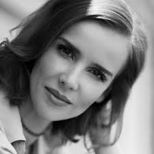 Watch Top Million Dollar Agent (2015) TV Series Free Online