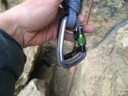 Black diamond rocklock screwgate carabiner. Black Diamond Positron Review Gearlab
