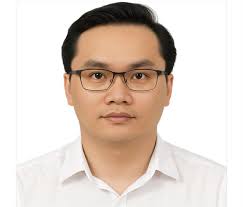 Den yngste førsteamanuensis-kandidaten i økonomi har vunnet prisen for  fremragende ung lærer.