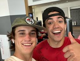 Mason Leone (@lasonmeone) • Instagram photos and videos