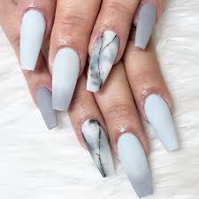 Black And Grey Ombre Coffin Nails White To Grey Matte Nail Polish On Long Coffin Nails French Fade Nails Grey Marble Decorations On Ring Fingers In 2020 Classy Nails Grey Matte Nails Faded Nails