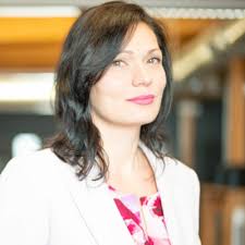 Envoy Capital Advisors advises Delta-v Capital