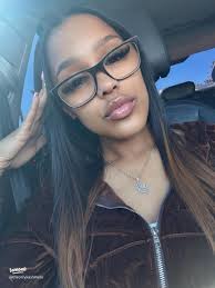 Mastering the Art of Car Selfies: Tips & Tricks