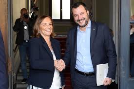 Così le spiego, leggi e numeri alla mano, la differenza fra un ministro dell'interno che ha difeso i confini e la dignità italiana, a. Politica Governo Lamorgese Agli Interni Tra Dubbi E Qualche Speranza Romanews Lasupervisione24 Com