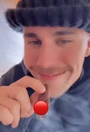 📲Justin Bieber uploaded a video on...