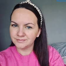 Yvette Gould's Instagram, Twitter & Facebook