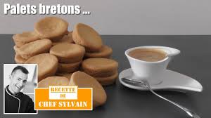 Palets Bretons Recette Par Chef Sylvain Palet Breton Breton Recette De Chef
