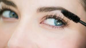 Rizinusöl ist vor allem als abführmittel bekannt. Rizinusol Fur Lange Wimpern Funktioniert Das Wirklich