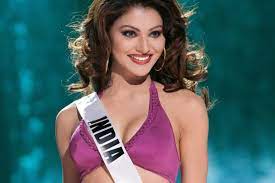 Of beauty titles in you are so guys and lovely dress super hit pic. Bollywood Actress Urvashi Rautela Donated Rs 5 Crore