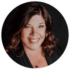 Allison Lund's Instagram, Twitter & Facebook