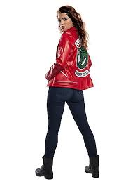 Cheryl tries to kill herself & archie safes her. Riverdale Cheryl Blossom Jacke Maskworld Com