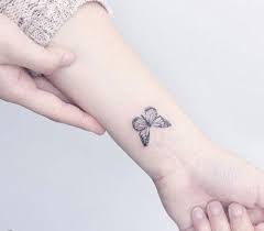 Hình xăm ở bắp tay nữ mini đang là mẫu xăm thịnh hành được nữ giới vô cùng ưa chuộng bởi vẻ đẹp quyến rũ, sự cá tính, độc đáo, thể hiện được phong cách riêng của bản thân mình. Tá»•ng Há»£p 99 Máº«u Hinh XÄƒm Mini Cho Ná»¯ Hinh XÄƒm Nhá» Ä'áº¹p Nháº¥t