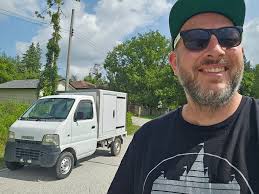 Daihatsu Copen owners meet in Ontario