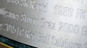 September 2003 in tipico bundesliga. Die Cup Trophae Oefb At