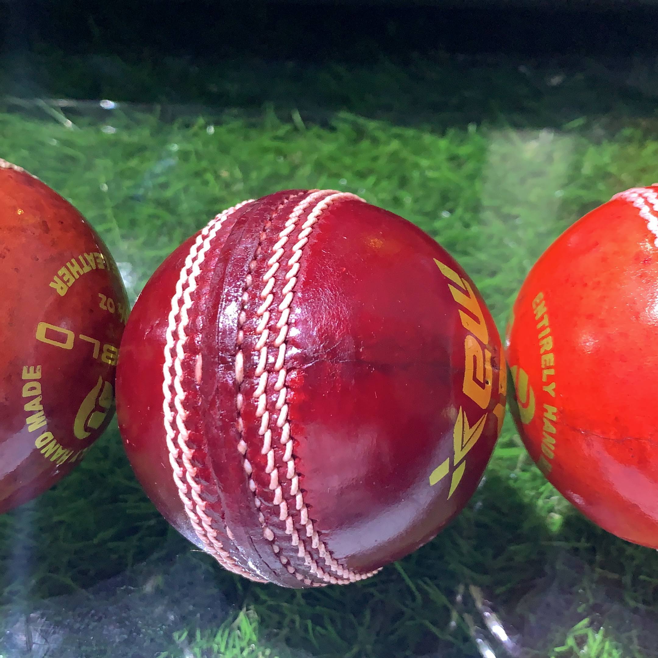 Cricket kit and sports items product image