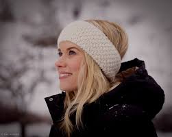 Det ligger på plassen hennes ved frokostbordet, klar til bruk i morgen tidlig 🙂. Heklet Panneband Pa 1 2 3 Tove Fevangs Blog