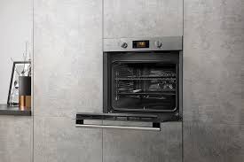 Oct 28, 2021 · i had a microwave that sat on a shelf over the range, not much space in between. Hotpoint S New Steam Oven Takes The Best Out Of Your Dishes Whirlpool Corporation