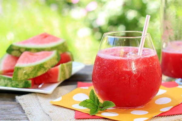 Cách Làm Nước Ép Dưa Hấu Giảm Cân Dưỡng Ẩm Làn Da
