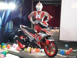Walaupon 4 lejang, moto2 tersebut masih boleh memberi saingan motor2 2lejang yang sama cc dengannya. 2019 Yamaha Y15zr Ultraman Limited Rm12 688 Paultan Org
