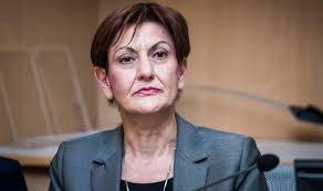Teknik direktör sayfasında sezon bazlı olarak, zlatko dalić isimli teknik direktörün çalıştırdığı takıma, doğum tarihi ve doğum yeri bilgilerine ulaşabilirsiniz. Wird Die Agrokor Affare Zum Verhangnis Von Martina Dalic Kroatien Nachrichten
