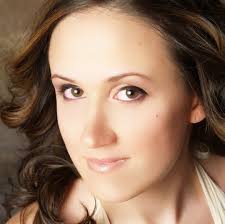 Angela Caban's Instagram, Twitter & Facebook