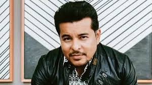 Mr. Iglesias (TV Series 2019–2020)