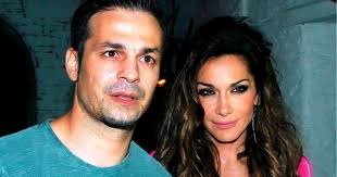 Despoina Bandh Ntemhs Nikolaidhs 20 Xronia Erwta Apotypw8hkan Me Ena Fwtografiko Klik Kosmika Gossip Womenonly Gr
