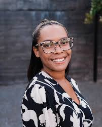 Sarah Kibler's Instagram, Twitter & Facebook