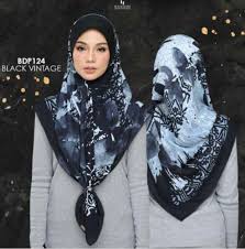 Special design instant scarf from hijabs by hanami for muslim lifestyle expo 2018 at event city manchester uk. Hijabs By Hanami Muslimah Fashion Scarves On Carousell