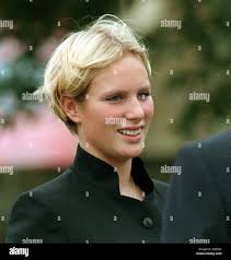 PA NEWS PHOTO 18/9/98 ZARA PHILLIPS, FIGLIA DELLA PRINCIPESSA REALE E  CAPITANO MARK PHILLIPS, AI FUNERALI DEL NONNO MAGGIORE PETER PHILLIPS,  NELLA CHIESA DI SAN PIETRO E SAN PAOLO NEL VILLAGGIO DELLA