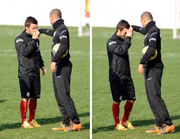 Felipe melo & emre belözoğlu raund !!! Emre Melo Nun Elini Opsun Galatasaray