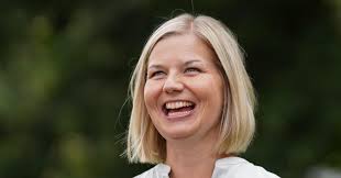 Denne kategori har nedenstående 3 underkategorier, af i alt 3. Slik Vil Melby Skape Ro I Venstre Nationen