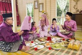Suasana kampung di hari raya hari raya adalah hari untuk kita bertemu dengan sanak saudara serta rakan dan taulan. Ziarah Terdidik Normal Baharu Aidilfitri 2020