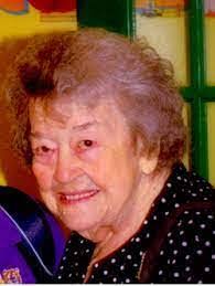 Bertha Mott's Instagram, Twitter & Facebook