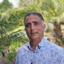 Meet Naz Sharif, Auckland Case Manager, who was just awarded the Public  Service Commissioner's Commendation for her 30 years of public service 👏  Naz has been in various roles and teams with