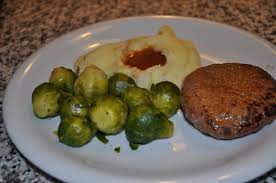 Maybe you would like to learn more about one of these? Svizzera Di Manzo Con Cavoletti E Pure Ricetta Light