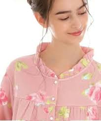 Warm material, 100% cotton, brushed finish